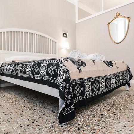 Appartamento Ai Greci Residenza Quaggio Venice Luaran gambar